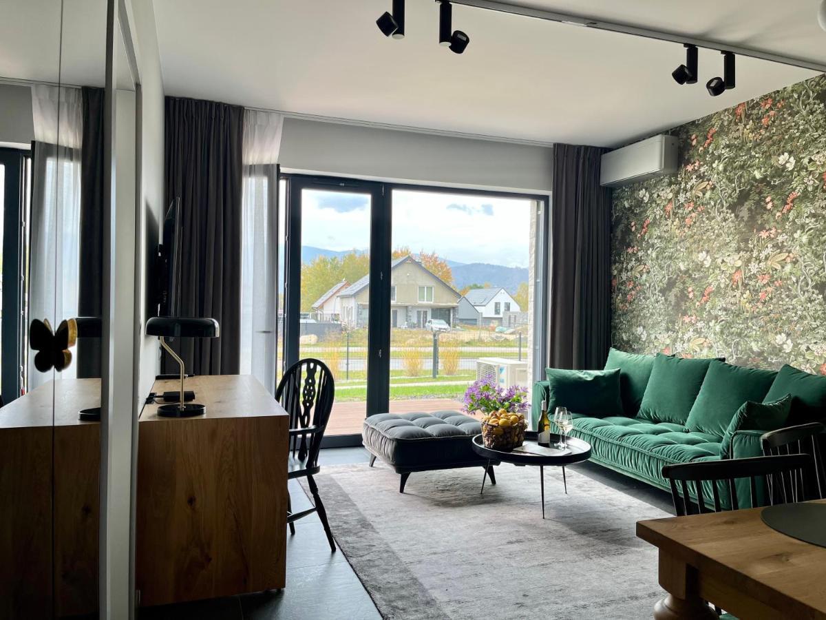Hawkinsa Apartment